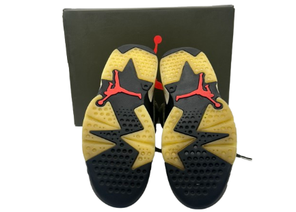 Jordan 6 Travis Scott Olive - Taille 41 - État 9/10