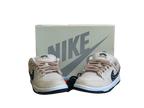 Dunk Low SB Albino & Preto - Taille 43- État 9,5/10