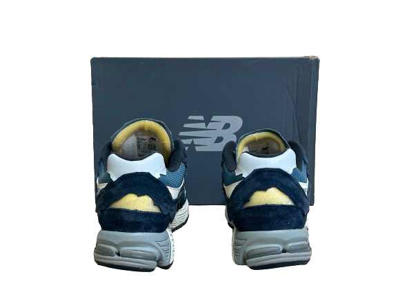New Balance 2002r Protection Pack Navy - Taille 44 - État 9,5/10