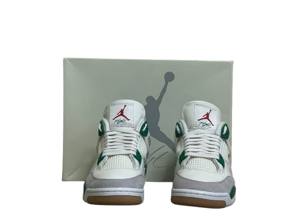 Jordan 4 SB Pine Green - Taille 44 - État 9/10