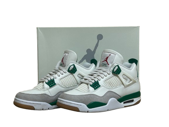 Jordan 4 SB Pine Green - Taille 42 - État 9/10
