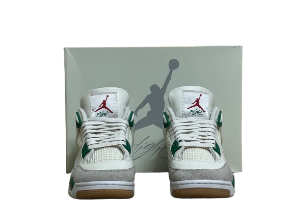 Jordan 4 SB Pine Green - Taille 42 - État 9/10