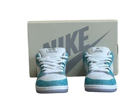 Dunk Low SB April - Taille 42 - État 10/10 (DS)