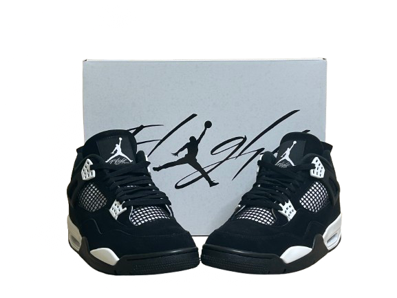 Jordan 4 White Thunder - Taille 45,5 - État 10/10 (DS)