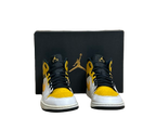 Jordan 1 Mid University Gold - Taille 44 - État 9/10