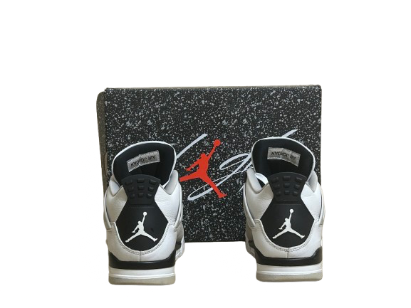 Jordan 4 Military Black - Taille 44 - État 9/10