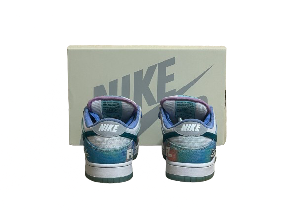 Dunk Low SB Futura - Taille 42,5 - État 8,5/10