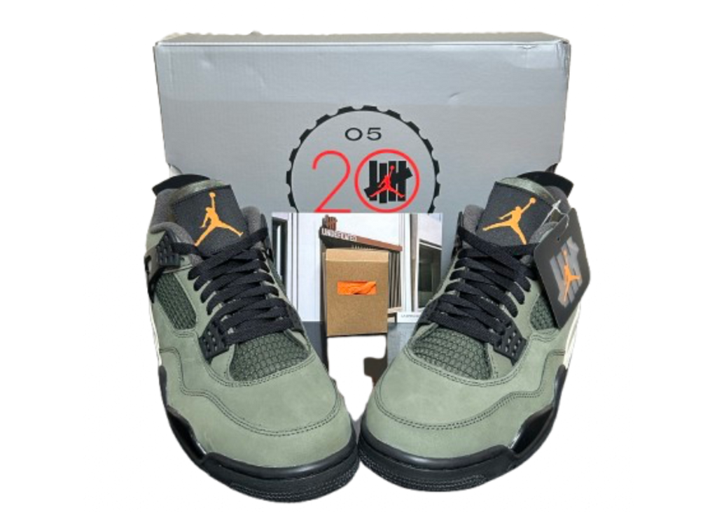 Jordan 4 Undefeated - Size 9.5 (US) - Condition 10/10 (DS)